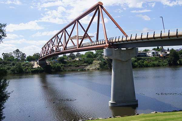 Image of a bridge across the Nepean River